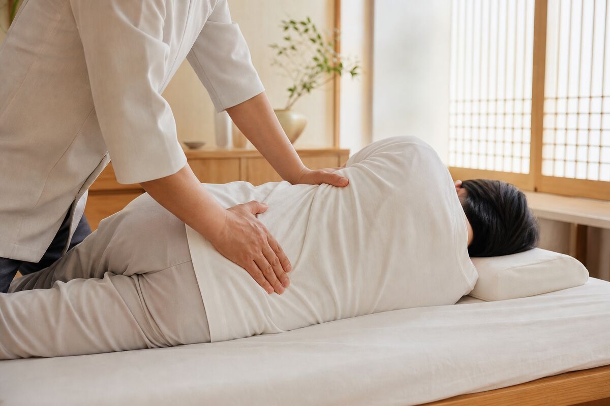 정자역 한의원, 허리 통증 숙일 때 불편하다면 추나 요법이 효과적 ... 한의학 상식, 이것만은 알아두자.